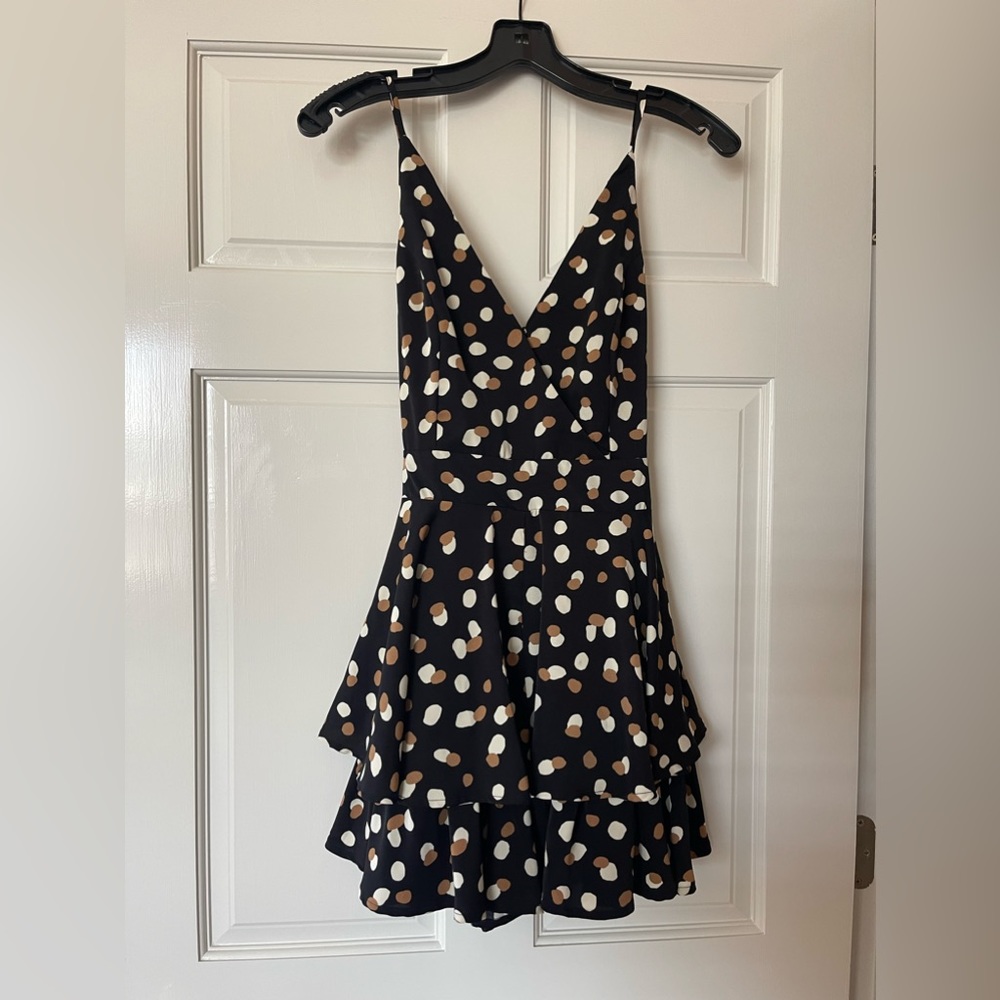 how very loved/lizard thicket polka dot romper- size M